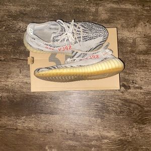 Yeezy 350 zebras